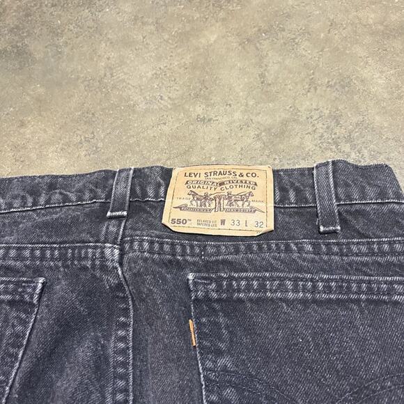 Vintage 90s Levi's 550 Black Relaxed Fit Jeans 33x32 - Picture 3 of 4